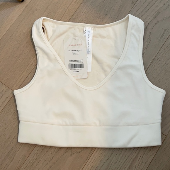 Veda Sports Bra - Picture 1 of 2